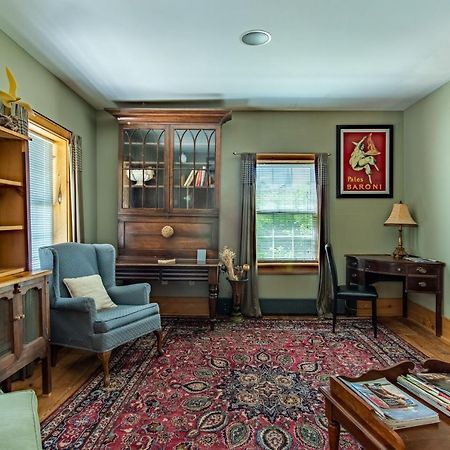 Emilyville Inn Campbellford Экстерьер фото