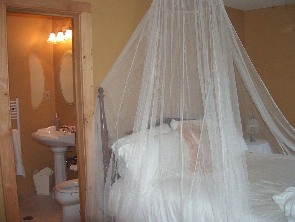 Emilyville Inn Campbellford Экстерьер фото